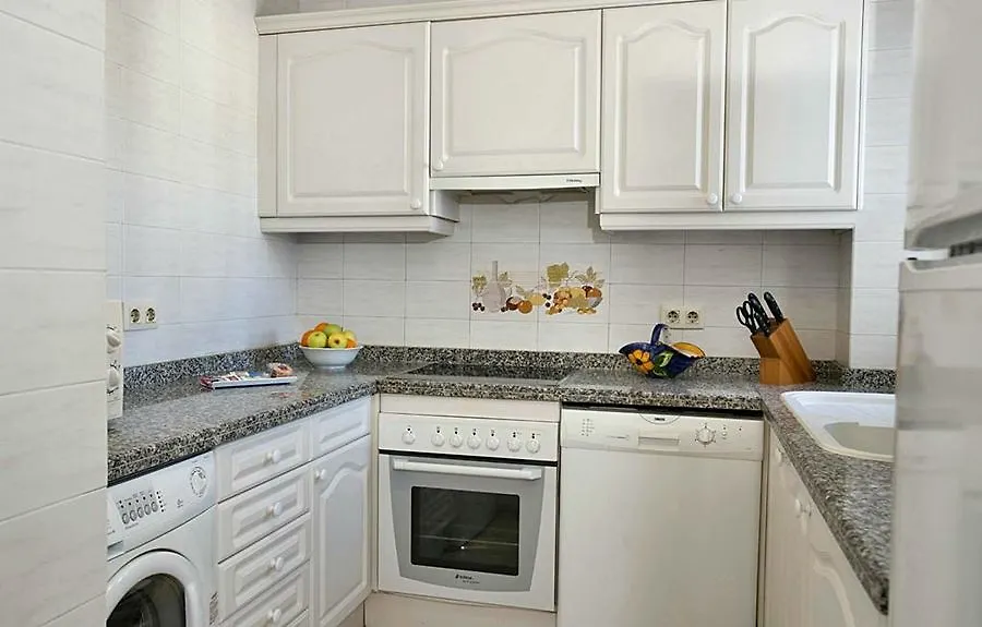 Apartamentos Ona Club Bena Vista 에스테포나 2*,